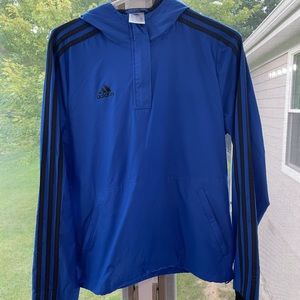 Lightly worn women’s adidas wind breaker size small